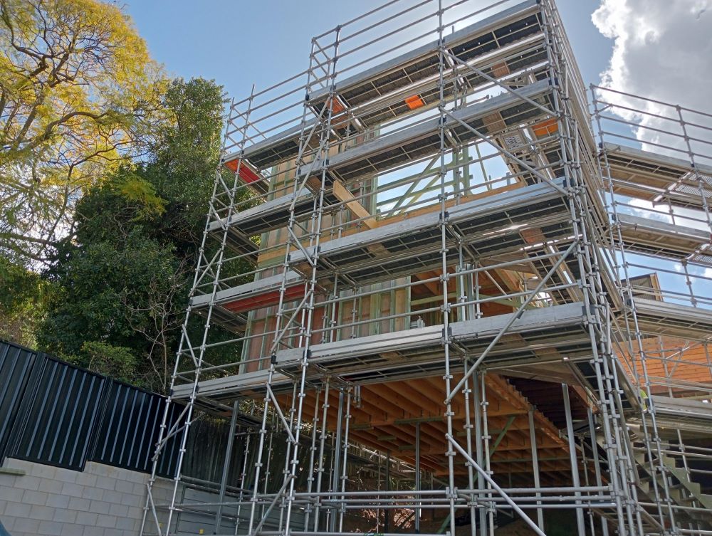 Aluminium vs. Steel: Selecting the Ideal Scaffold for Projects