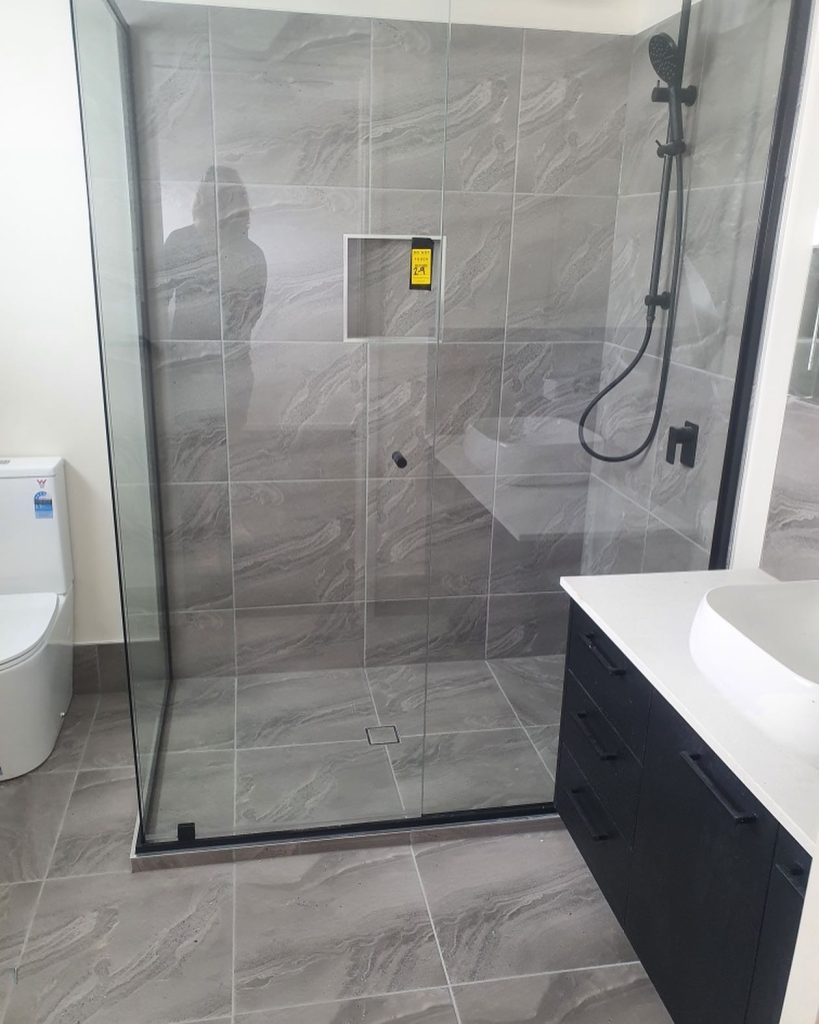 Tile Selection for Affordable Bathroom Renovations